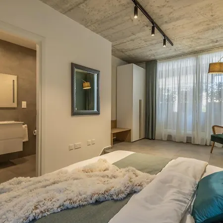 Heated Pool Luxury In St Julians Apartment